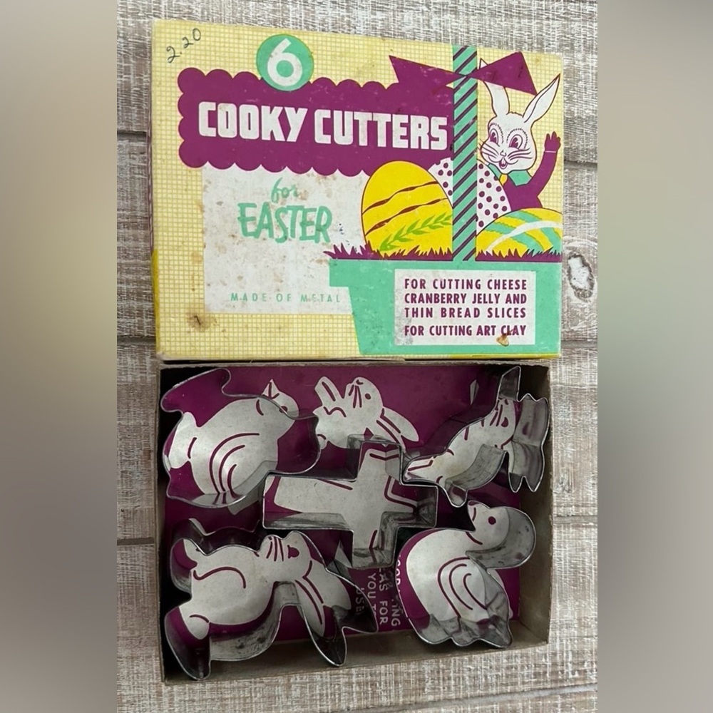 VINTAGE COOKY CUTTERS COOKIE CUTTERS FOR EASTER SET/5